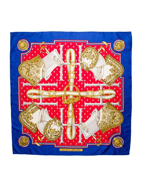 Selles a Housse Hermes Scarf 